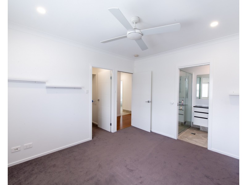 61 Splendour Street, Rochedale QLD 4123