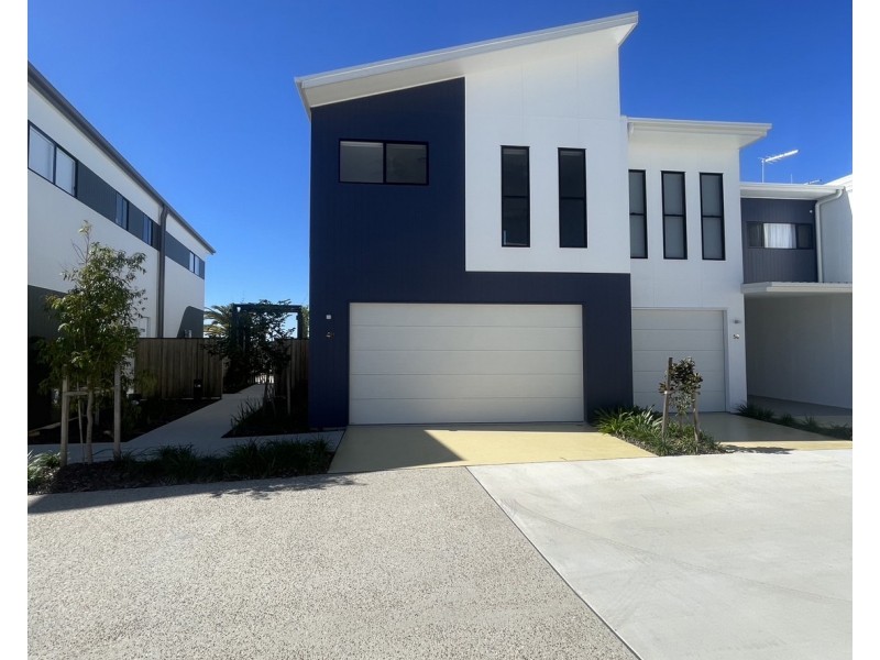 49/1 Lake Serenity Boulevard, Helensvale QLD 4212