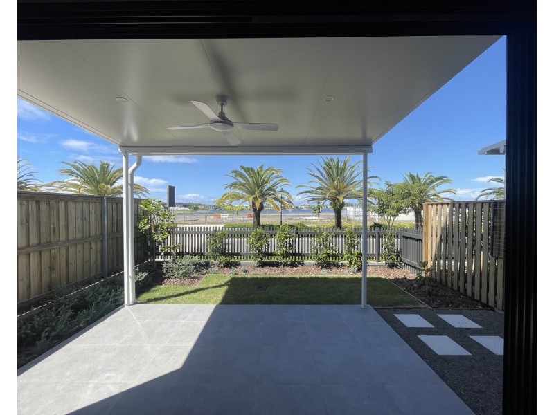 49/1 Lake Serenity Boulevard, Helensvale QLD 4212