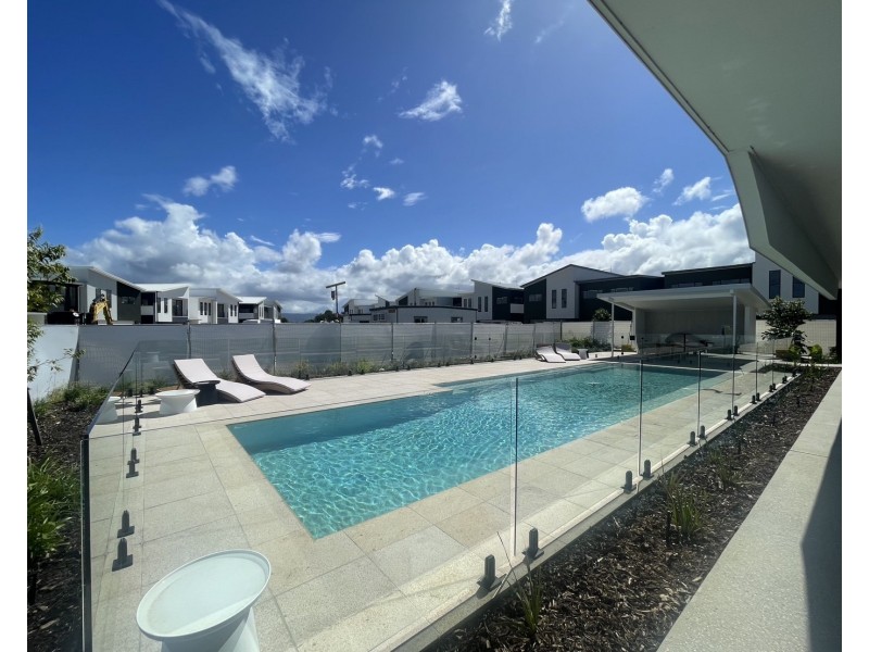 49/1 Lake Serenity Boulevard, Helensvale QLD 4212