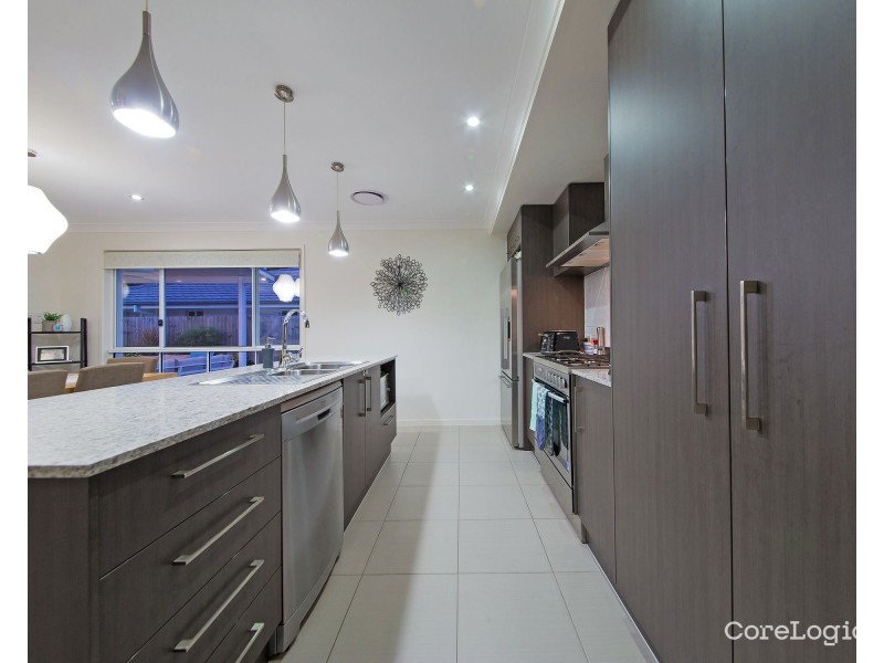 12 Harrogate Place, Gumdale QLD 4154