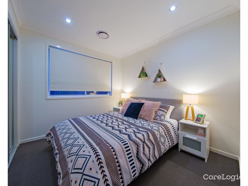 12 Harrogate Place, Gumdale QLD 4154