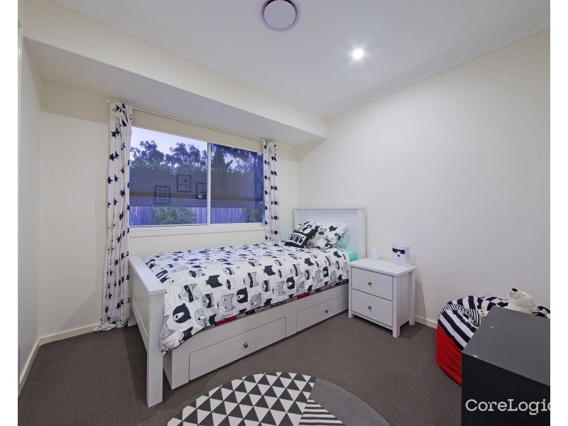 12 Harrogate Place, Gumdale QLD 4154