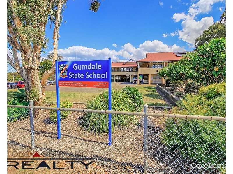 12 Harrogate Place, Gumdale QLD 4154