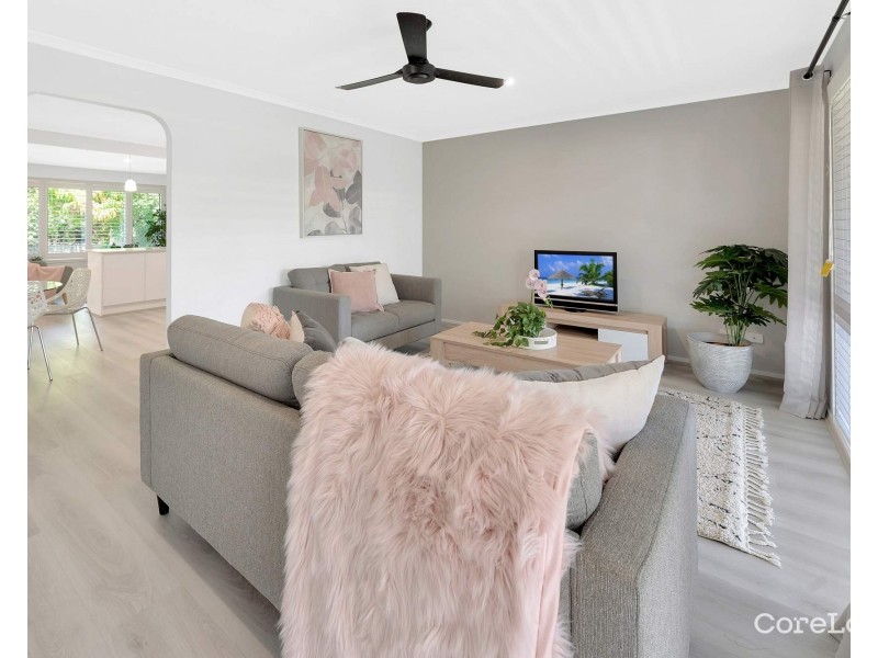 13 Walabah Drive, Ashmore QLD 4214
