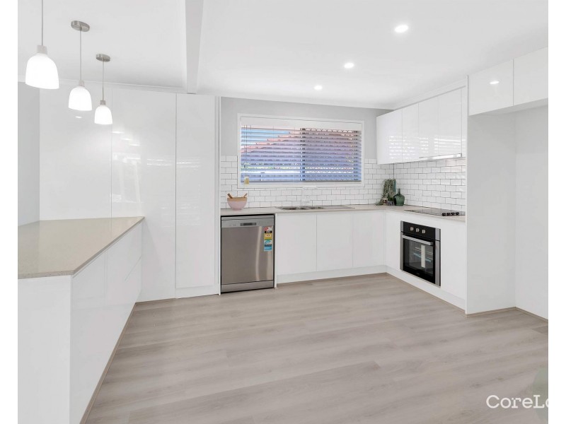 13 Walabah Drive, Ashmore QLD 4214