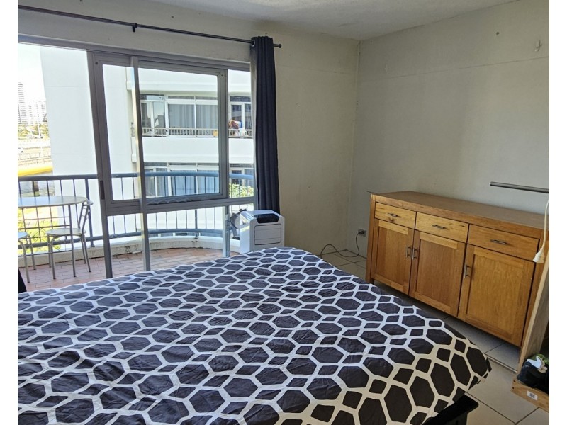 412 / 2 Barney Street, Southport QLD 4215