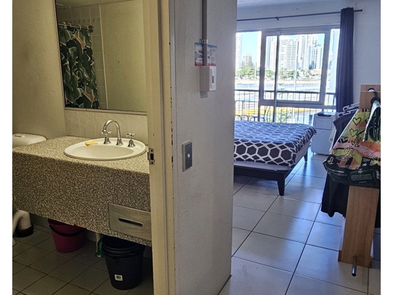 412 / 2 Barney Street, Southport QLD 4215