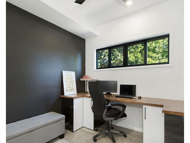 229 Hamilton Road, Wavell Heights QLD 4012