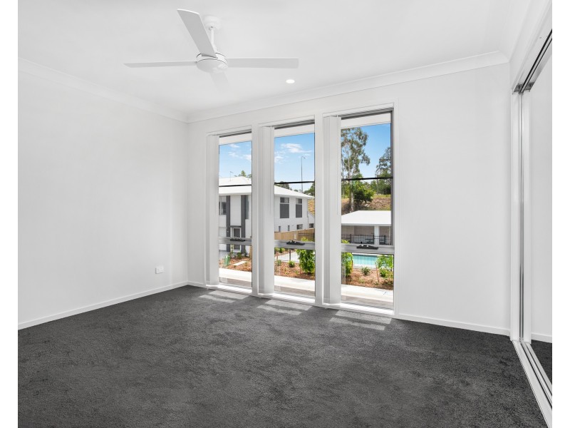 47 18 Bronzewing Street, Redbank Plains QLD 4301