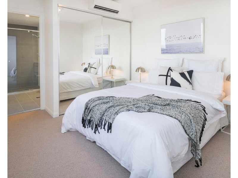 11007/300 Old Cleveland Road, Coorparoo QLD 4151