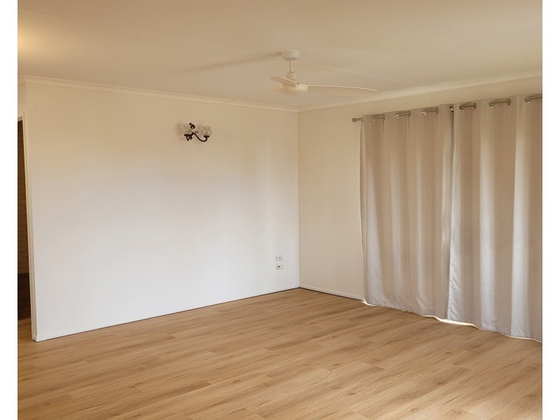 1/2 Tumala Street, Parrearra QLD 4575