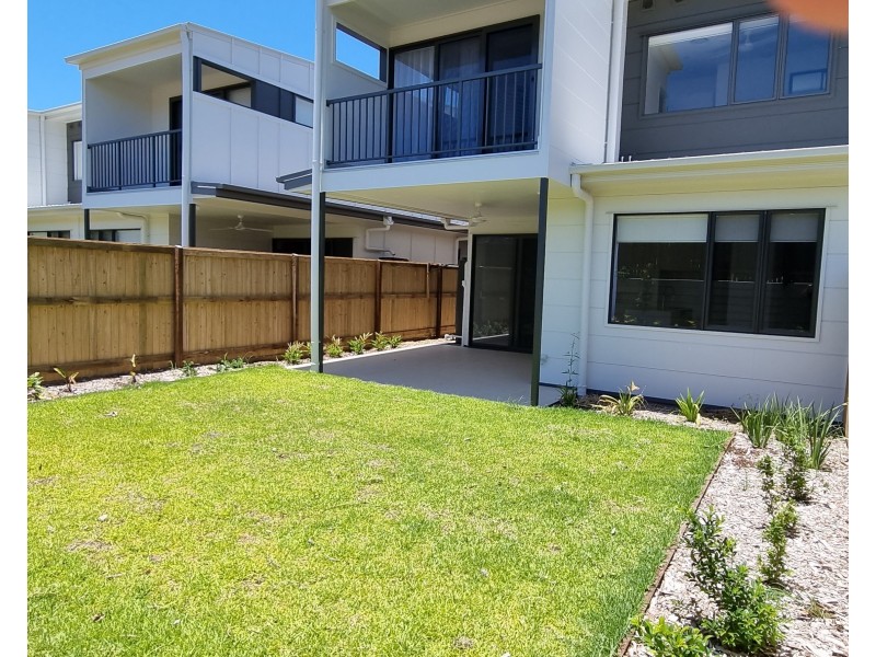 14/15 Stewart Road, Albany Creek QLD 4035