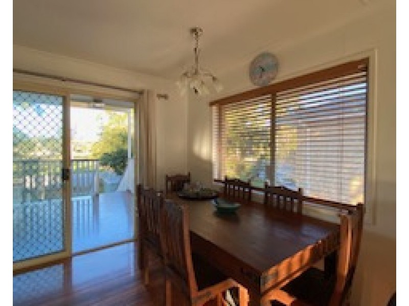 37 Graduate Street, Manly West QLD 4179