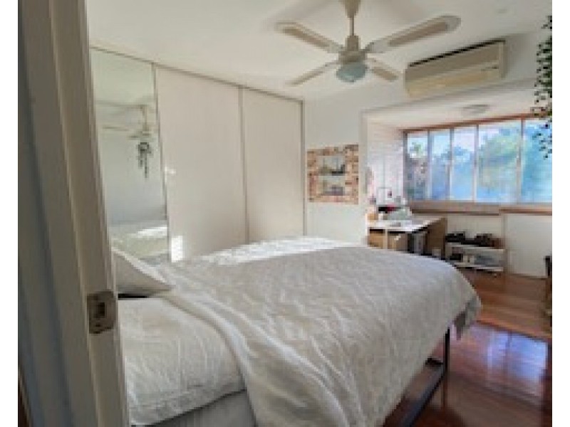 37 Graduate Street, Manly West QLD 4179