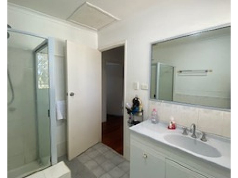 37 Graduate Street, Manly West QLD 4179