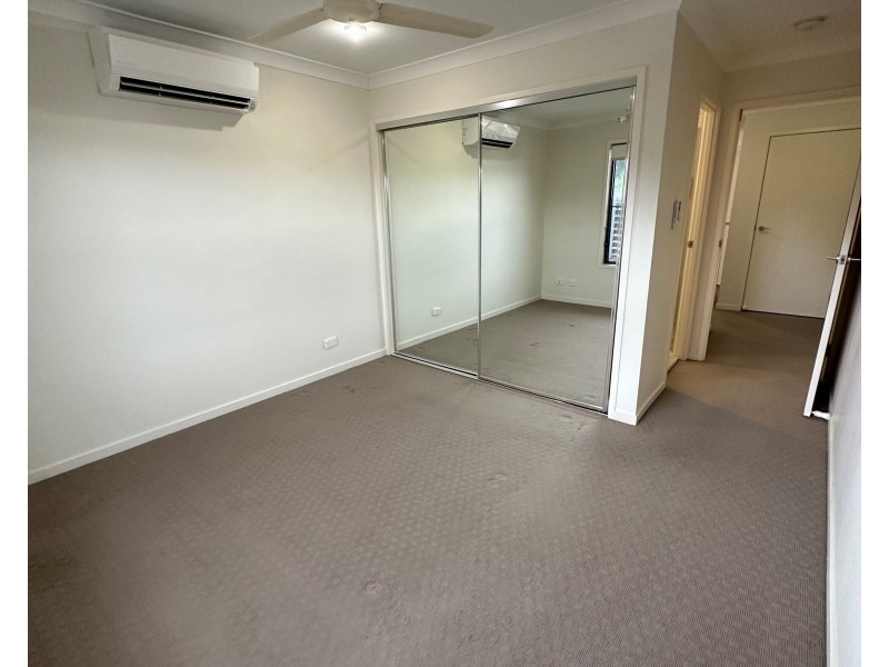 8/139 Cotlew Street, Ashmore QLD 4214