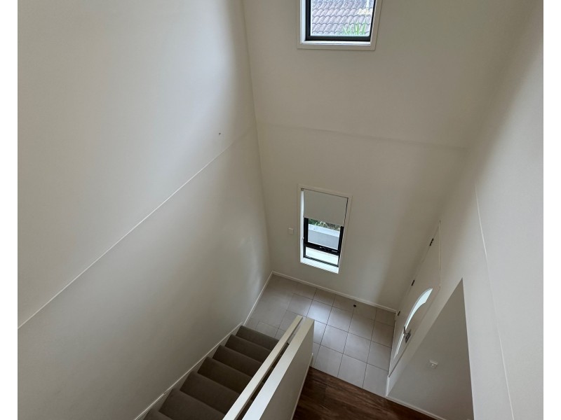 8/139 Cotlew Street, Ashmore QLD 4214