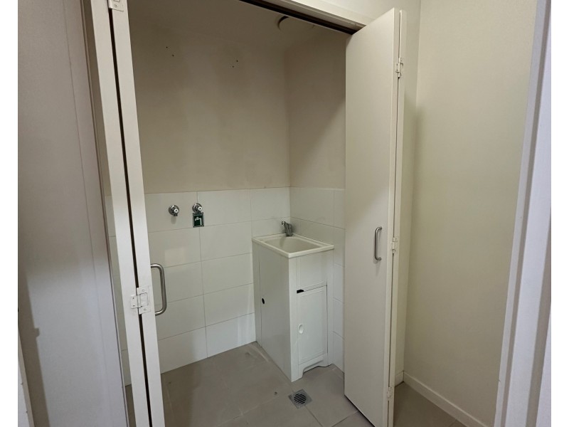 8/139 Cotlew Street, Ashmore QLD 4214