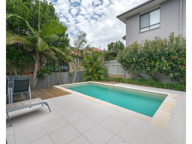 8/139 Cotlew Street, Ashmore QLD 4214