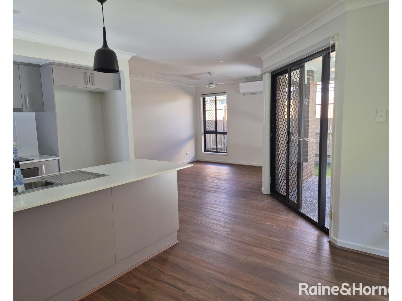 1 Rosa Street, Ripley QLD 4306