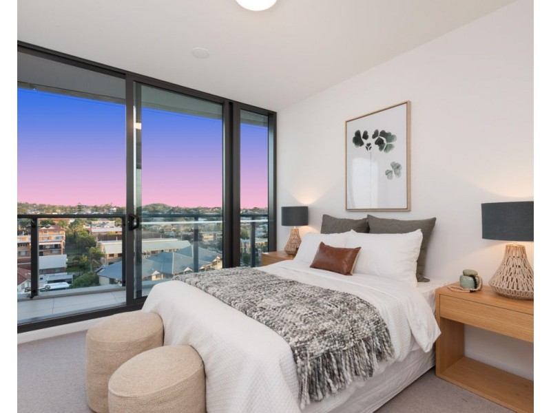 30807/300 OLD CLEVELAND ROAD, Coorparoo QLD 4151