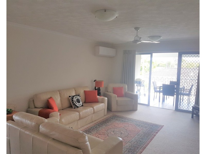 18/18/8 Ahern Street, Labrador QLD 4215