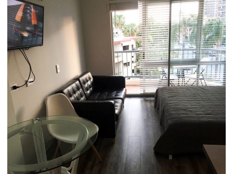 413/2 Barney Street, Southport QLD 4215