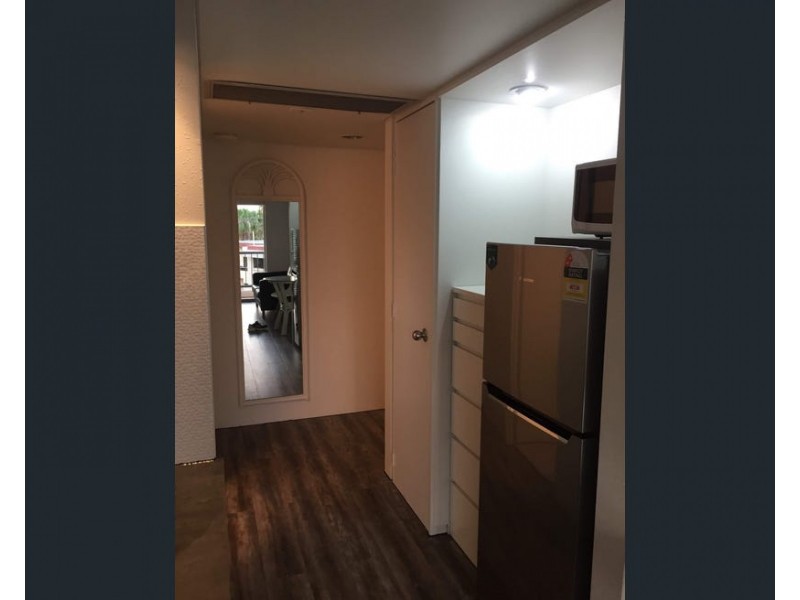 413/2 Barney Street, Southport QLD 4215