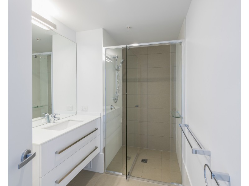 30903/300 Old Cleveland rd, Coorparoo QLD 4151