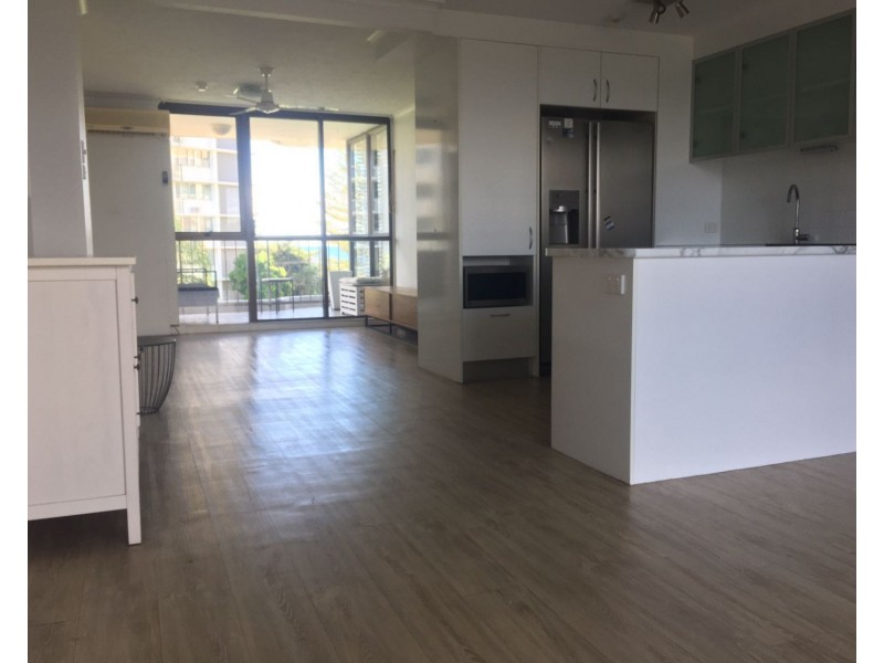 303/1855 Gold Coast Hwy, Burleigh Heads QLD 4220