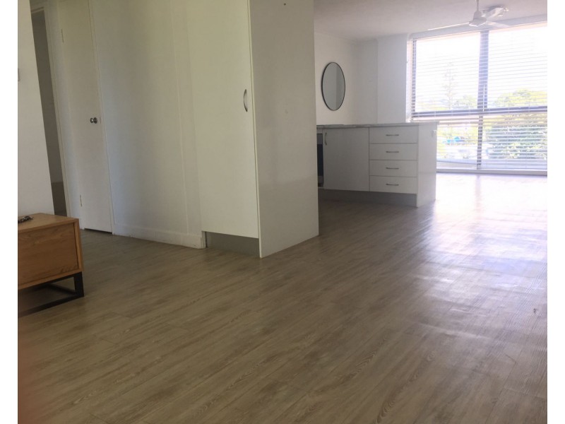 303/1855 Gold Coast Hwy, Burleigh Heads QLD 4220