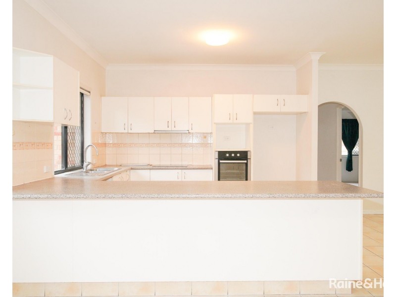 11 Harvard PL, Forest Lake QLD 4078