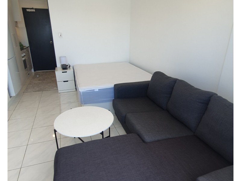 610/2 Barney Street, Southport QLD 4215