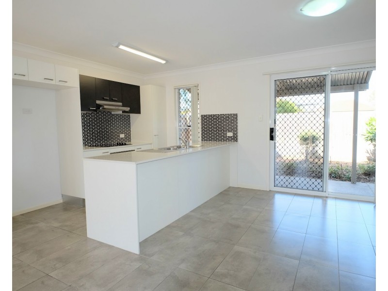 86 Jutlands Street, Oxley QLD 4075