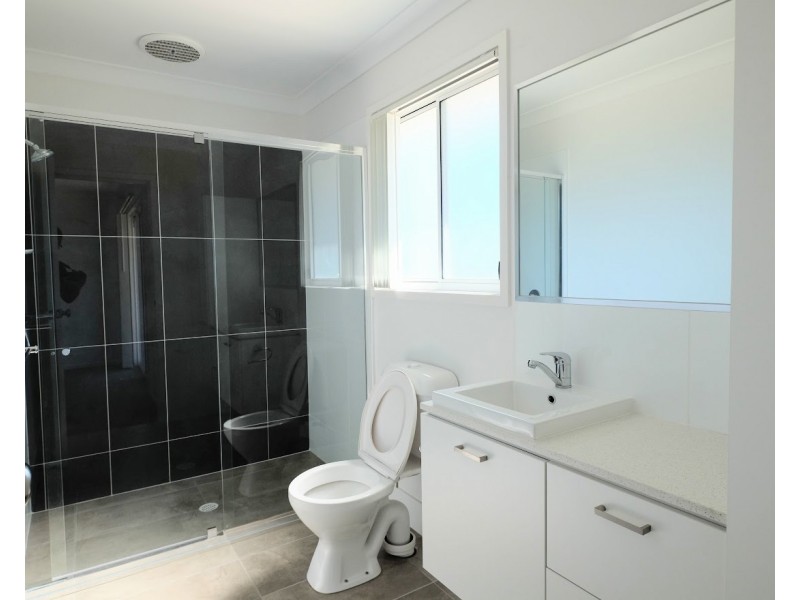 86 Jutlands Street, Oxley QLD 4075