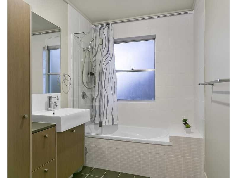 1/45 Lancashire Drive, Mudgeeraba QLD 4213