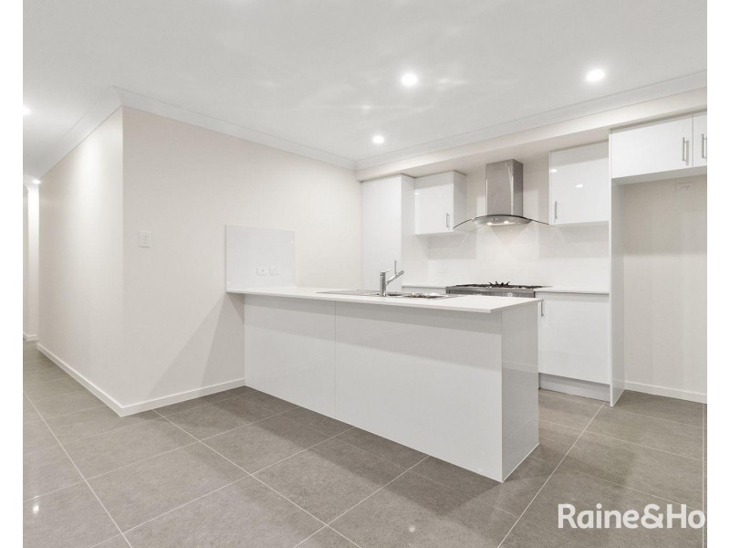 28 Peter Harbeck Street, Spring Mountain QLD 4124