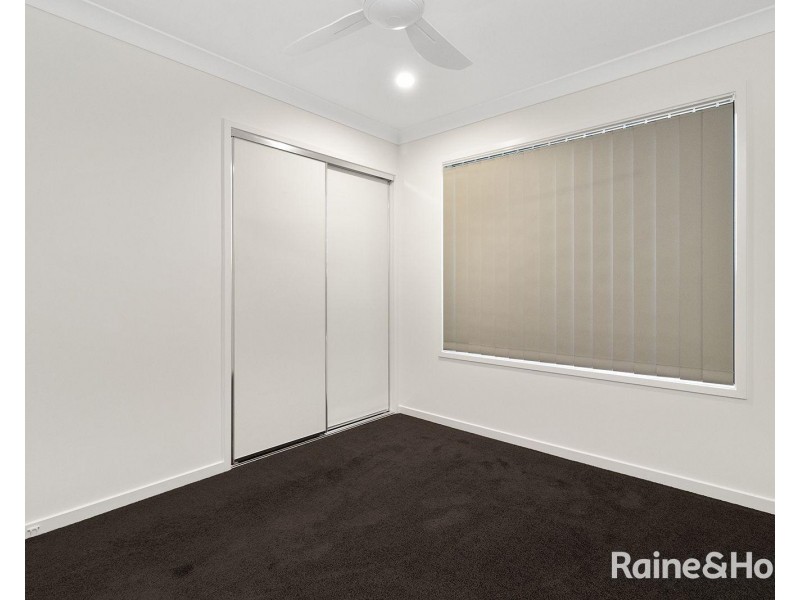 28 Peter Harbeck Street, Spring Mountain QLD 4124