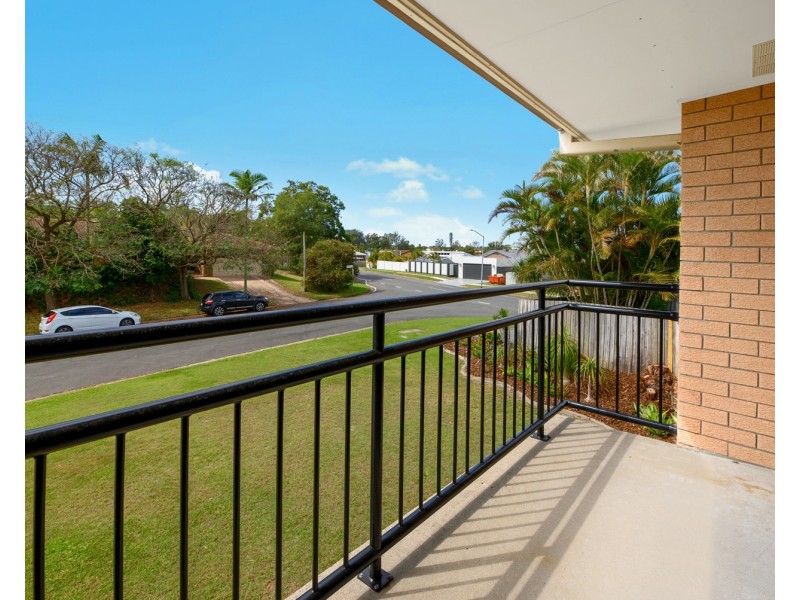 2 Manoora Place, Ashmore QLD 4214
