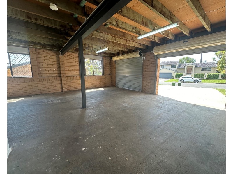 2 Manoora Place, Ashmore QLD 4214