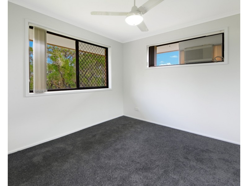 2 Manoora Place, Ashmore QLD 4214