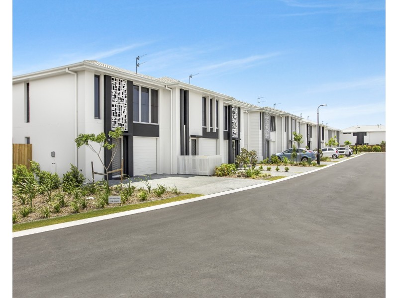 93/188 Gainsborough Drive, Pimpama QLD 4209