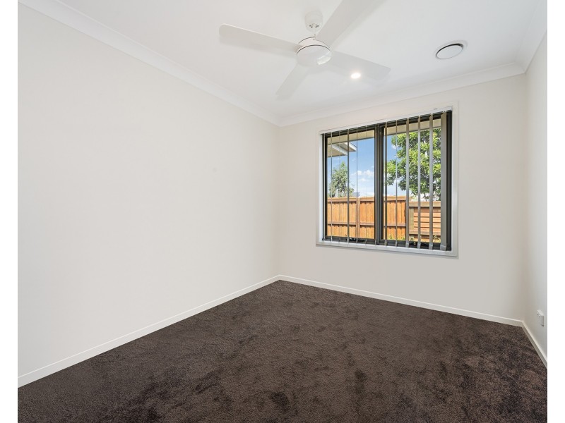 37/188 Gainsborough Drive, Pimpama QLD 4209