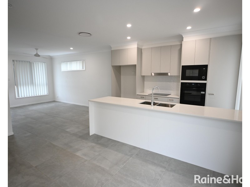 49/46 Claussen St, Browns Plains QLD 4118