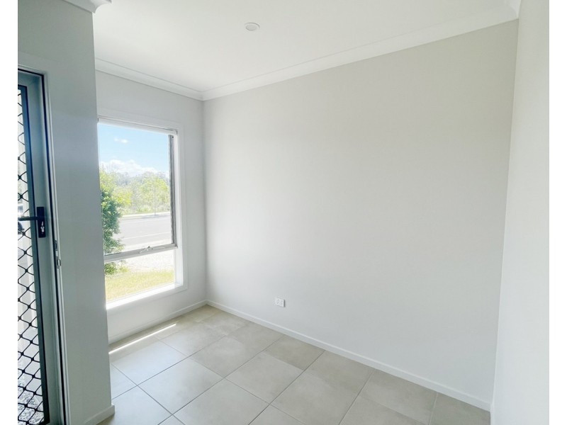 71 Forshore Street, Coomera QLD 4209