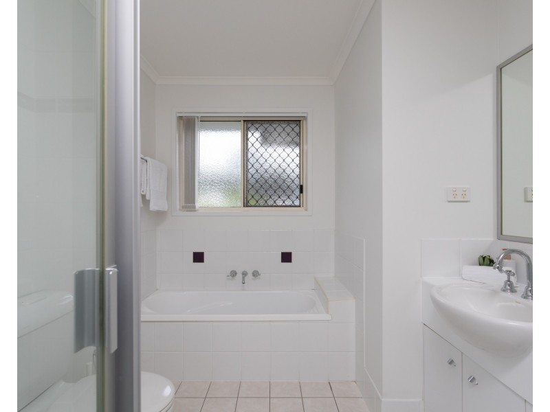 32/21 Tripcony Place, Wakerley QLD 4154