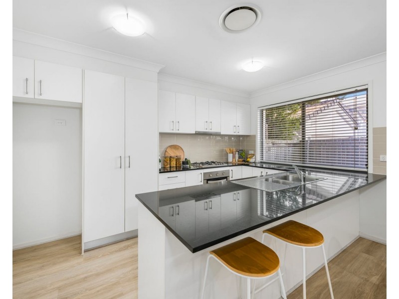 3/119 Eugaree Street, Southport QLD 4215