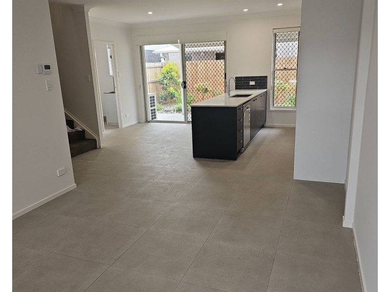 37/83 Cribb Avenue, Mitchelton QLD 4053