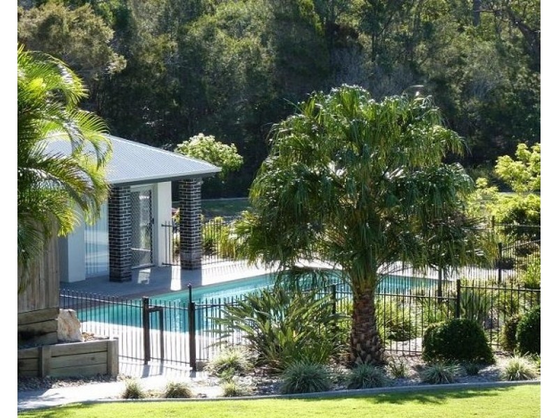 1 Archer Close, North Lakes QLD 4509